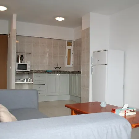 Apartament Torres De Yomely