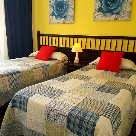 Apartament Torres De Yomely *