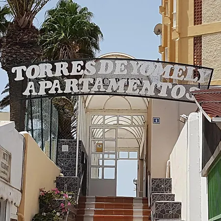Apartament Torres De Yomely *