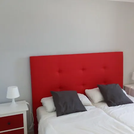 Apartament Torres De Yomely